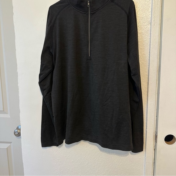 Lululemon Metal Vent Tech 1/2 Zip - Picture 4 of 7